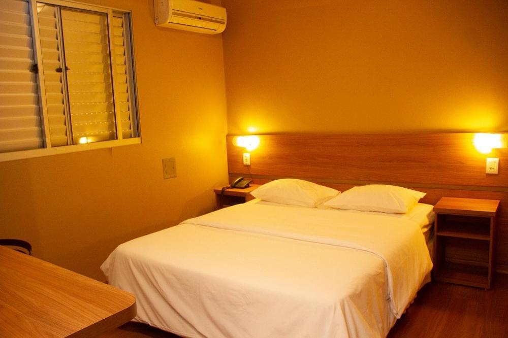 Hotel Bernal Ituiutaba ภายนอก รูปภาพ